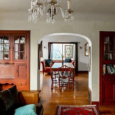 Beautiful, Historic Family Home Near Lake Merritt オークランド エクステリア 写真